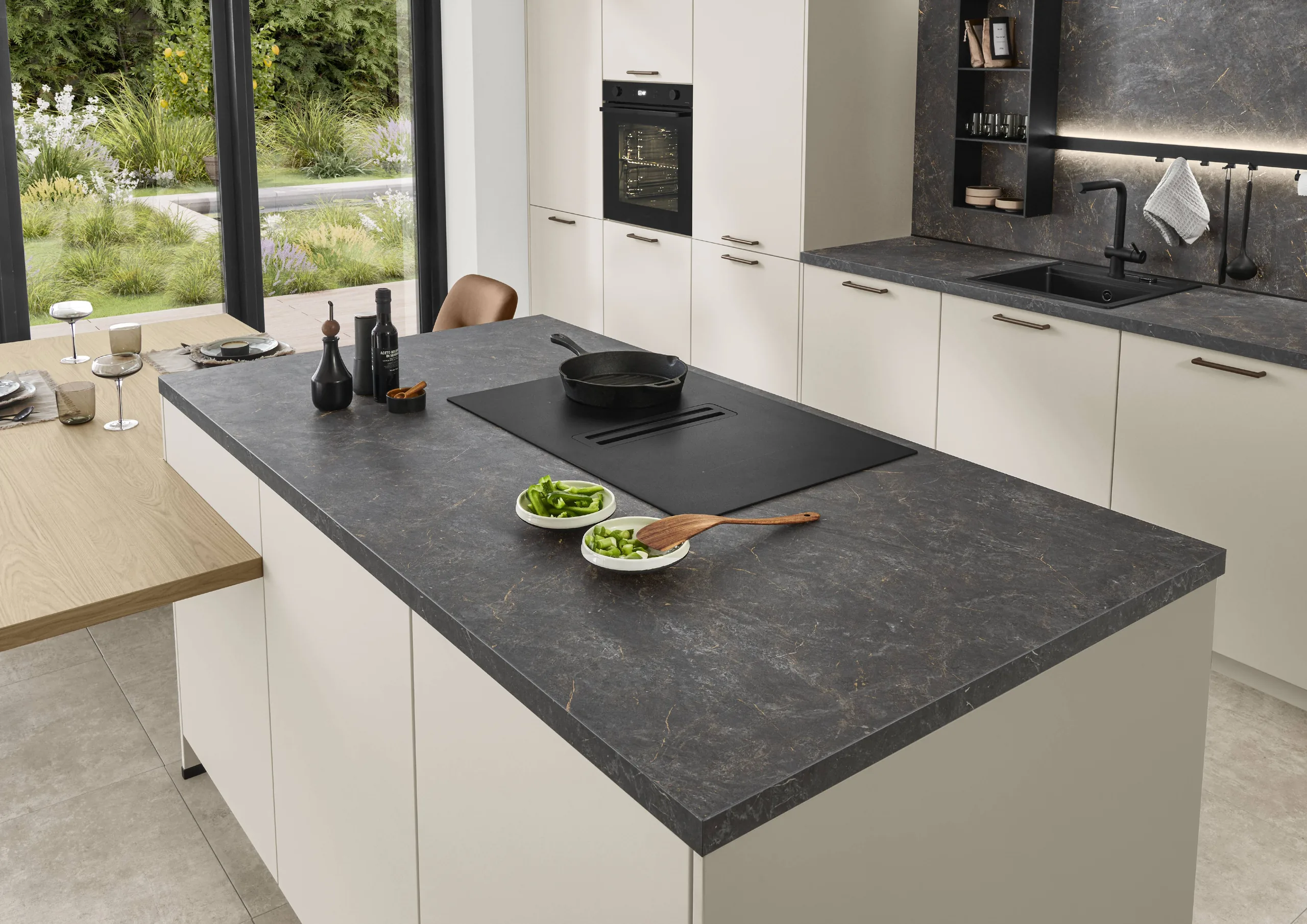 nobilia Küche Softline Magnolia Perfect matt bei SORI Studios